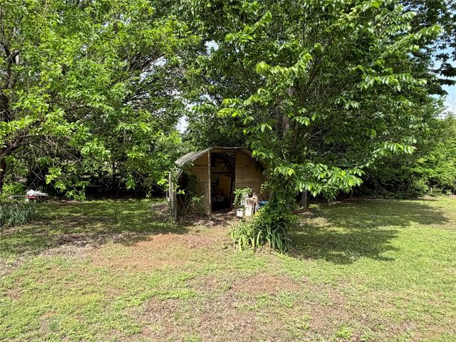 2512 Timber Road, Burleson, TX 76028