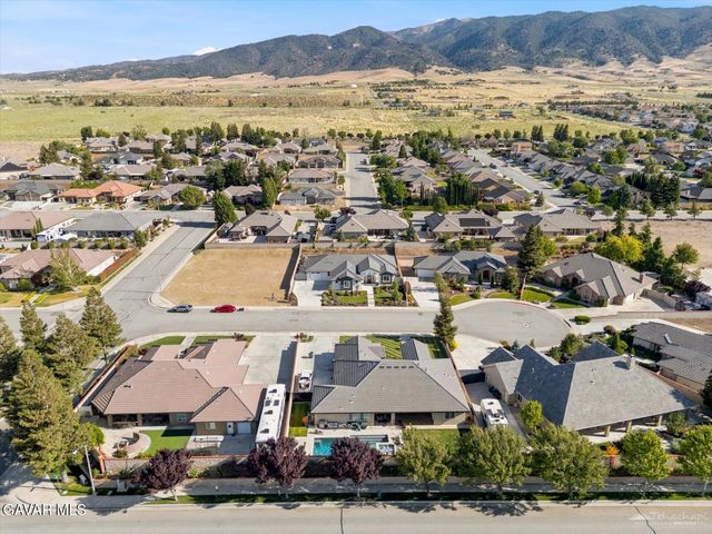 410 Rosehaven Lane, Tehachapi, CA 93561