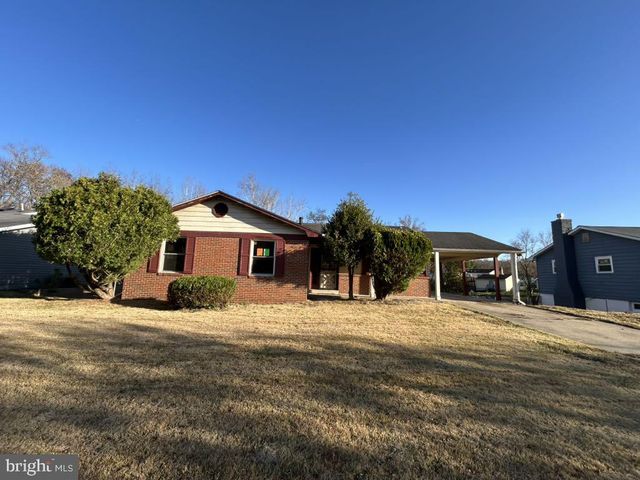 8112 ALCOA DR, Fort Washington, MD 20744