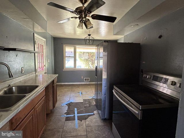 8112 ALCOA DR, Fort Washington, MD 20744