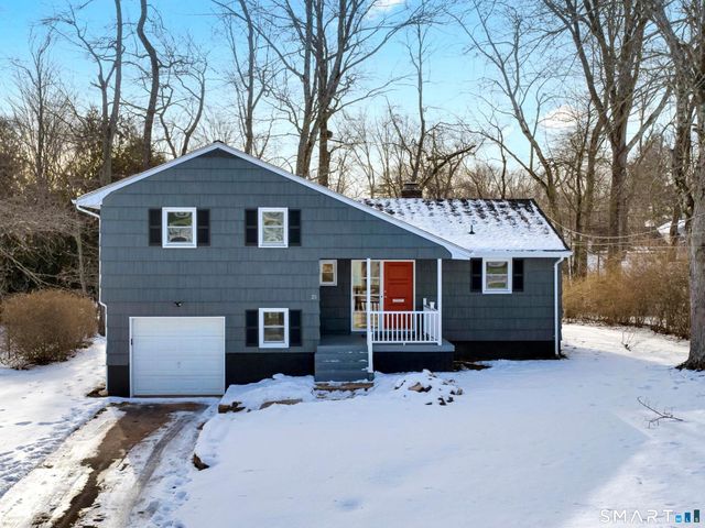 25 Hilldale Road, West Hartford, CT 06117