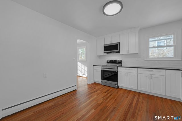 25 Hilldale Road, West Hartford, CT 06117