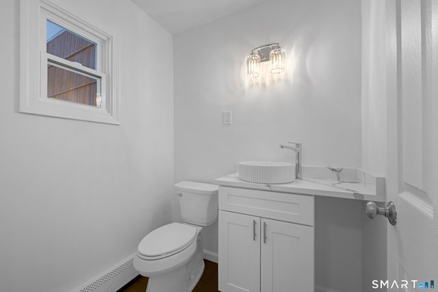 25 Hilldale Road, West Hartford, CT 06117