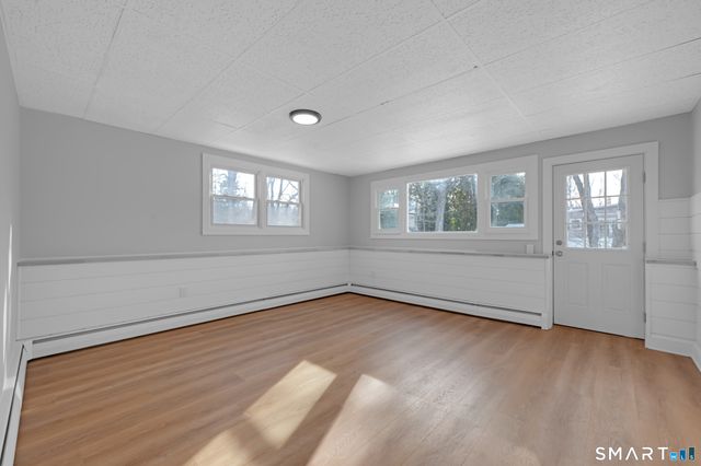 25 Hilldale Road, West Hartford, CT 06117