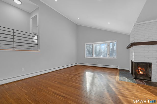 25 Hilldale Road, West Hartford, CT 06117