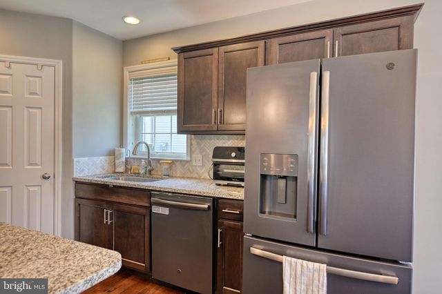 62 REGINA DR, Reading, PA 19608
