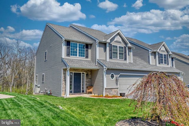 62 REGINA DR, Reading, PA 19608