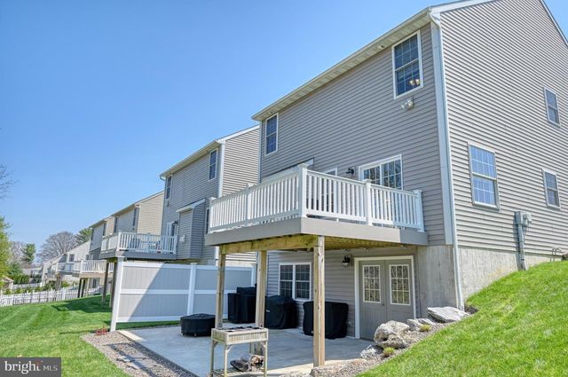 62 REGINA DR, Reading, PA 19608
