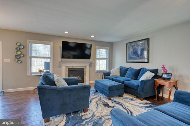 62 REGINA DR, Reading, PA 19608