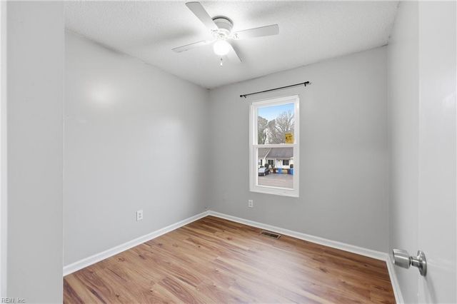 2819 Eric CT, Chesapeake, VA 23323