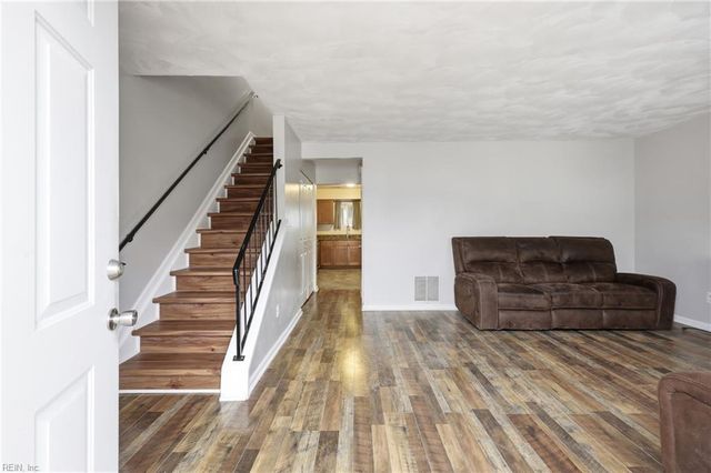 2819 Eric CT, Chesapeake, VA 23323