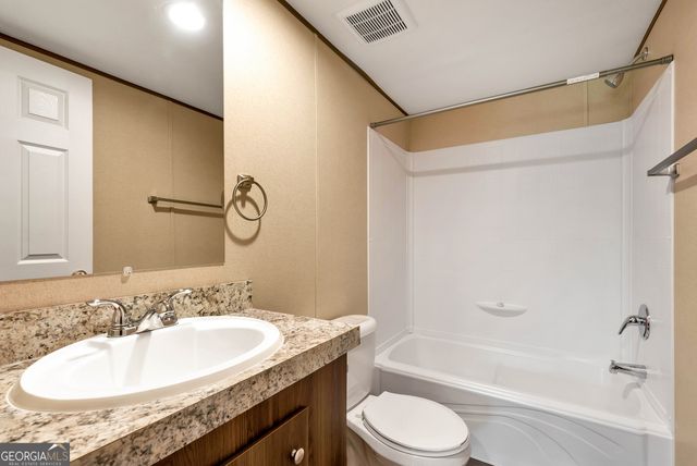 832 Stone Stewart Road, Hull, GA 30646