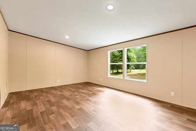832 Stone Stewart Road, Hull, GA 30646