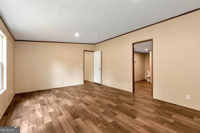 832 Stone Stewart Road, Hull, GA 30646