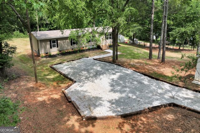 832 Stone Stewart Road, Hull, GA 30646