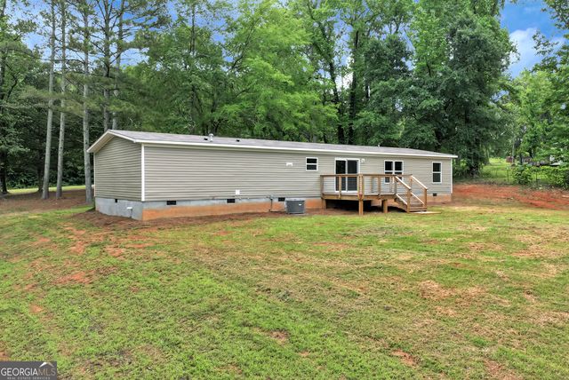 832 Stone Stewart Road, Hull, GA 30646