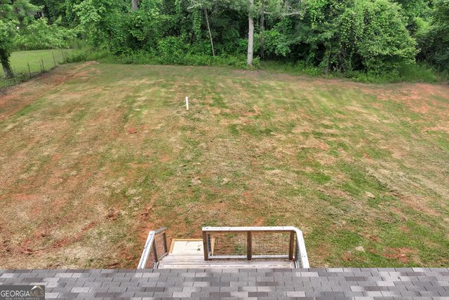 832 Stone Stewart Road, Hull, GA 30646