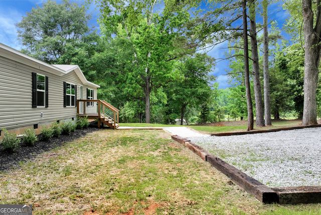 832 Stone Stewart Road, Hull, GA 30646
