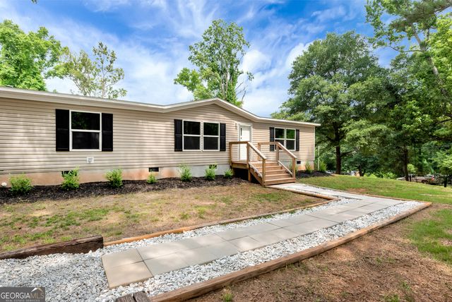 832 Stone Stewart Road, Hull, GA 30646