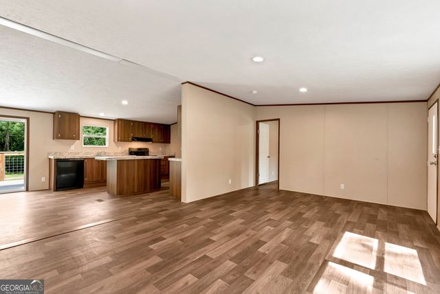 832 Stone Stewart Road, Hull, GA 30646