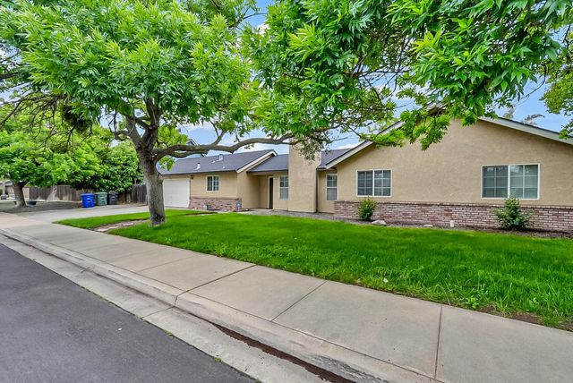 2145 Northridge Dr, Modesto, CA 95350