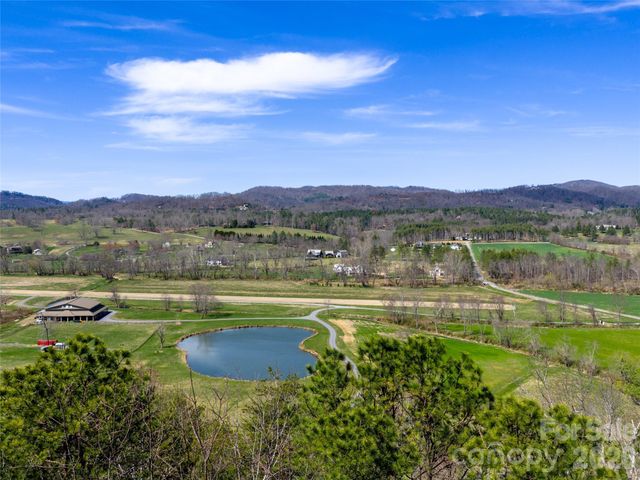 99999 Okoboji Drive, Fletcher, NC 28732