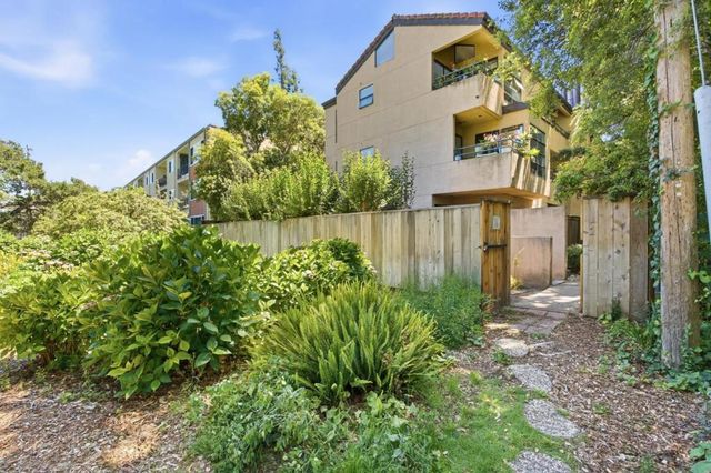 35 9th Avenue 11, San Mateo, CA 94401