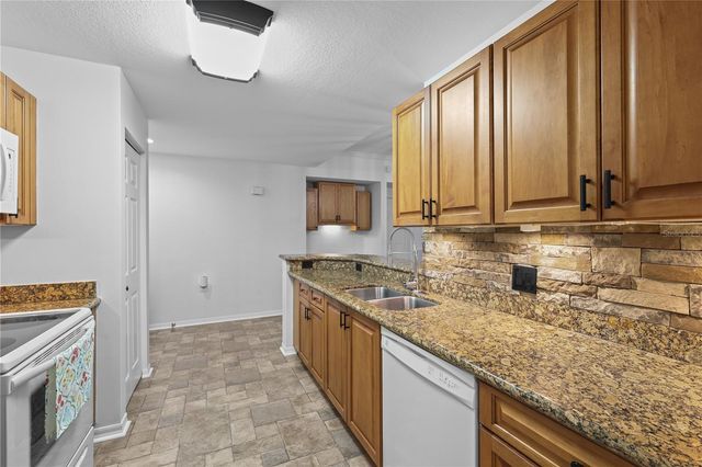 1842 CONCORDIA LAKE CIRCLE 1102, Cape Coral, FL 33909