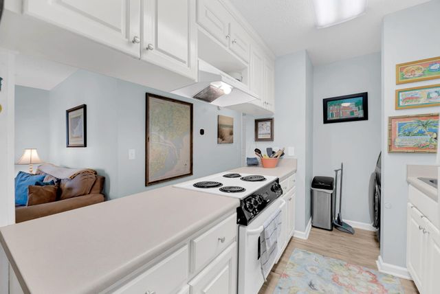 223 Sea Cloud Circle, Edisto Island, SC 29438