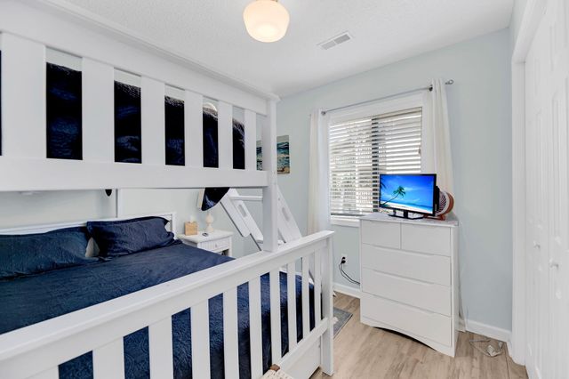 223 Sea Cloud Circle, Edisto Island, SC 29438