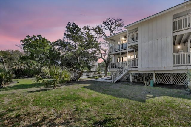 223 Sea Cloud Circle, Edisto Island, SC 29438