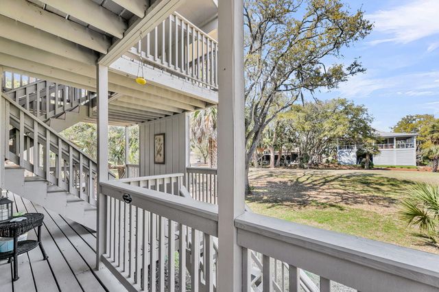 223 Sea Cloud Circle, Edisto Island, SC 29438