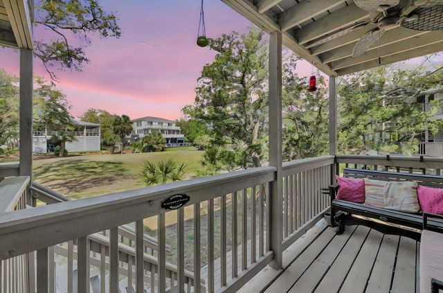223 Sea Cloud Circle, Edisto Island, SC 29438
