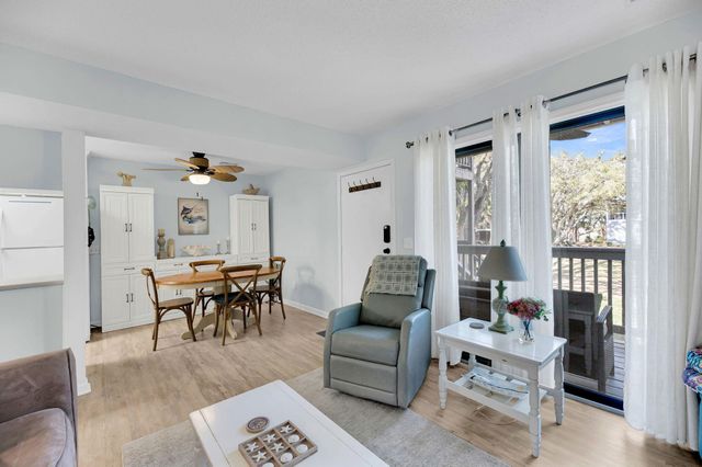 223 Sea Cloud Circle, Edisto Island, SC 29438