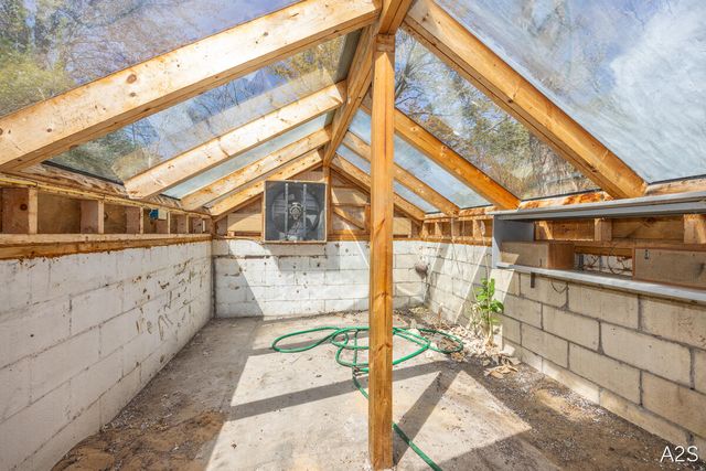 711 Riley Street, Park Twp, MI 49424