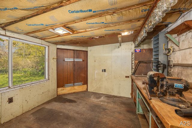 711 Riley Street, Park Twp, MI 49424