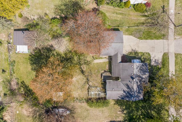711 Riley Street, Park Twp, MI 49424
