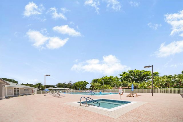 18527 Horizon B, Boca Raton, FL 33496