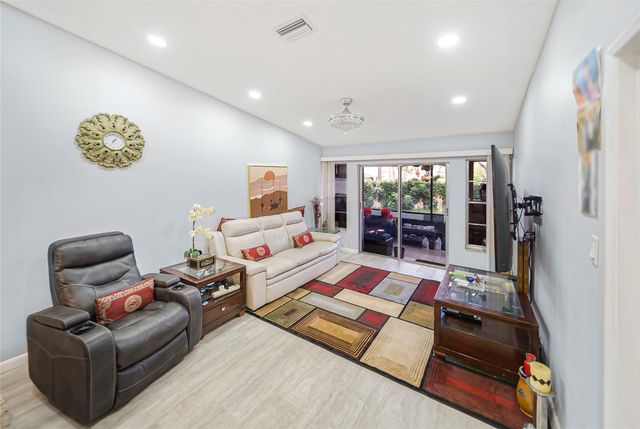 18527 Horizon B, Boca Raton, FL 33496
