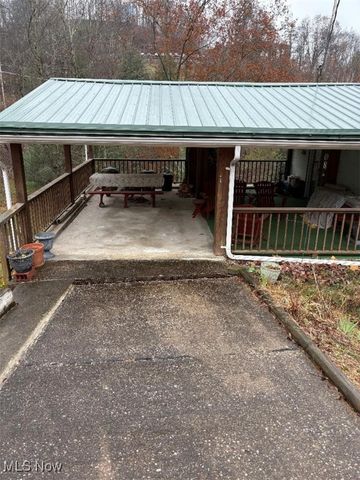 297 Pine, Glenville, WV 26351