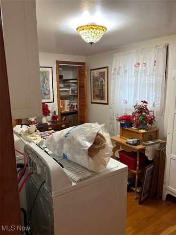 297 Pine, Glenville, WV 26351