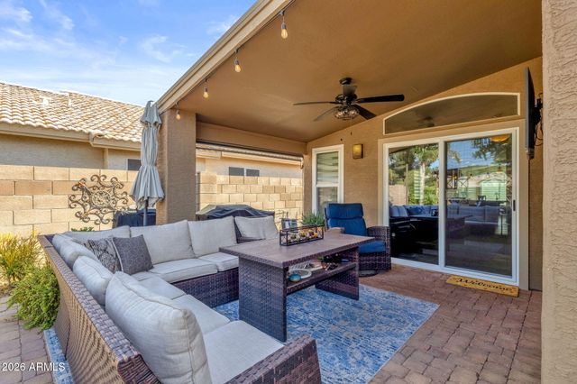 2234 E WAHALLA Lane, Phoenix, AZ 85024