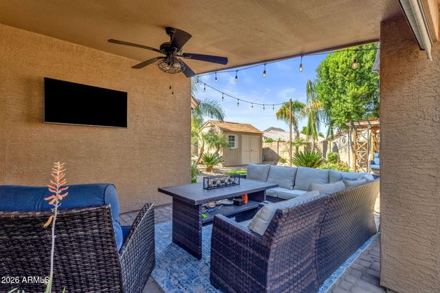 2234 E WAHALLA Lane, Phoenix, AZ 85024