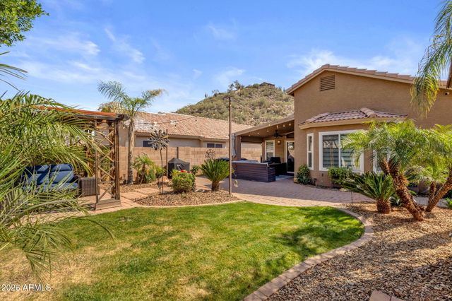 2234 E WAHALLA Lane, Phoenix, AZ 85024