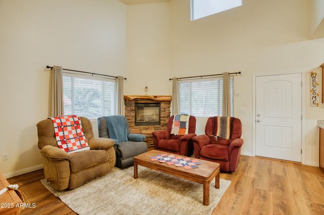 540 RIM Drive, Pinedale, AZ 85934