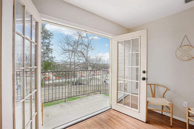 4159 Steck Ave 240, Austin, TX 78759