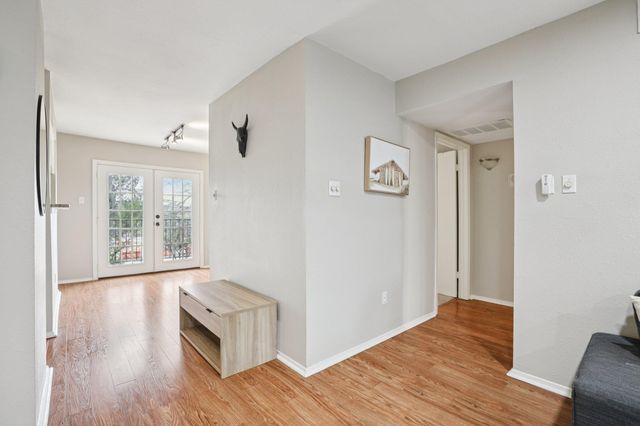 4159 Steck Ave 240, Austin, TX 78759