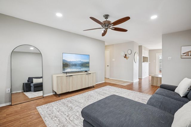 4159 Steck Ave 240, Austin, TX 78759