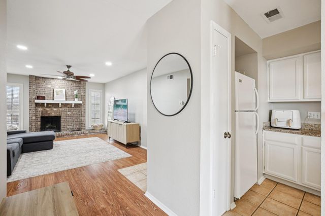 4159 Steck Ave 240, Austin, TX 78759