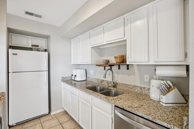 4159 Steck Ave 240, Austin, TX 78759